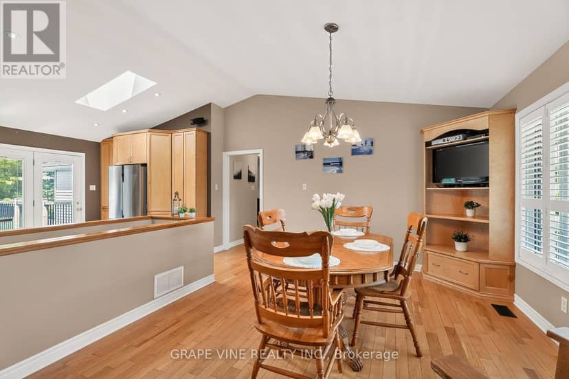 8391 Rowan Dr Drive — photo 16 of 40