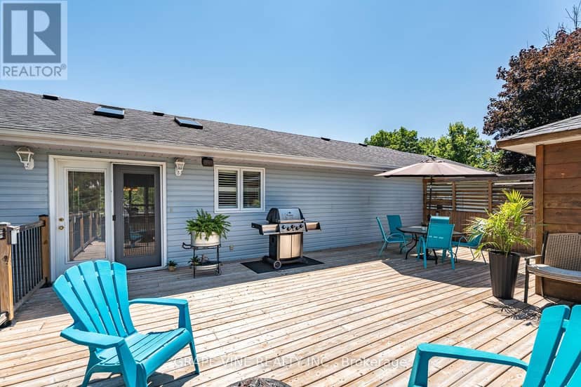 8391 Rowan Dr Drive — photo 10 of 40