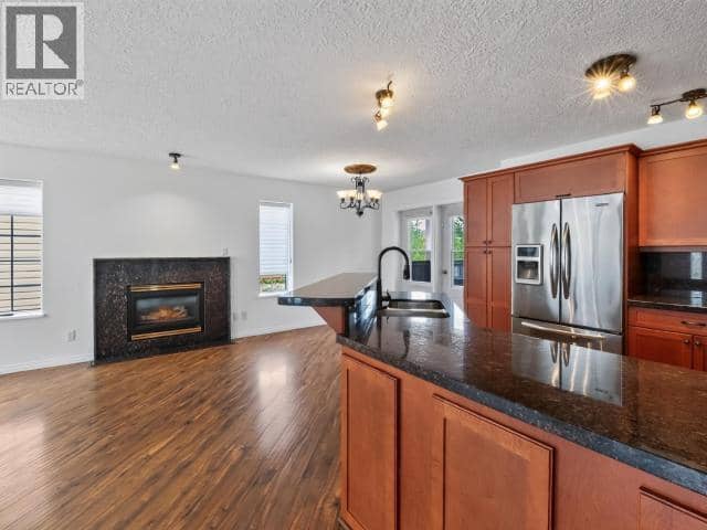 4 Ruby Lane — photo 16 of 40