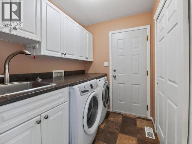 4 Ruby Lane — photo 29 of 40