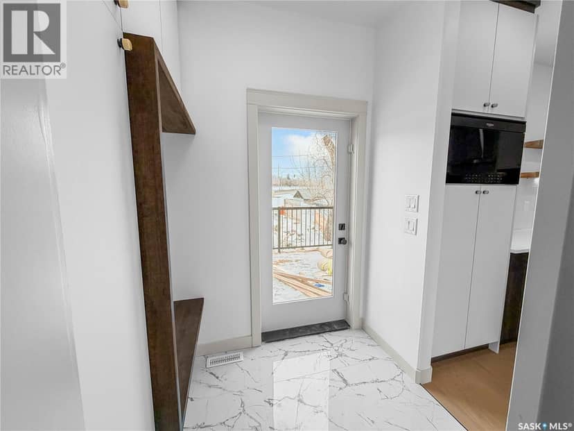 426 Empress STREET — photo 17 of 40