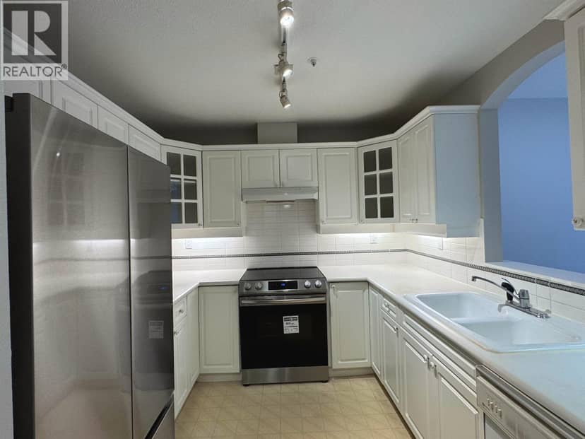 308 5835 E HAMPTON PLACE, Vancouver, photo 3