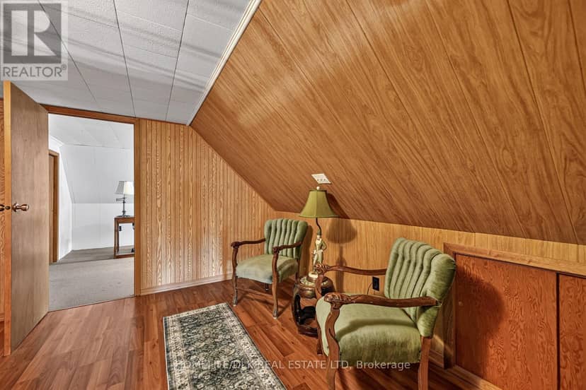 186 King Street E — photo 24 of 39