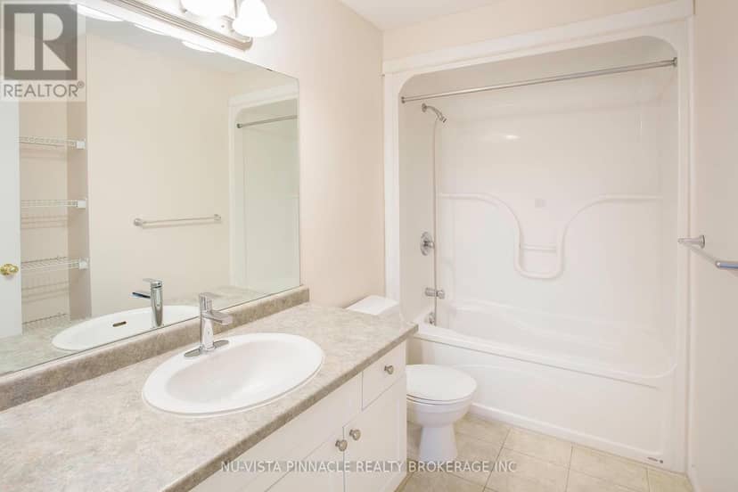 18 - 780 Fanshawe Park Road E — photo 25 of 40
