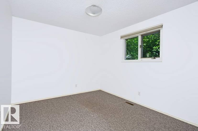 10057 91 AV NW NW — photo 24 of 40