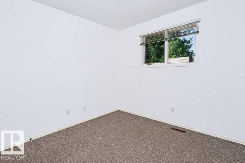 10057 91 AV NW NW — photo 30 of 40