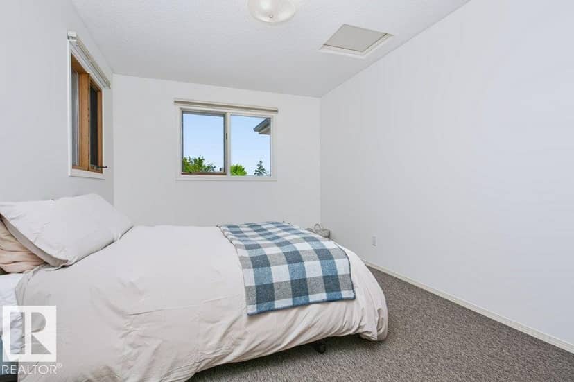 10057 91 AV NW NW — photo 34 of 40