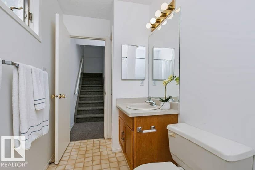 10057 91 AV NW NW — photo 38 of 40