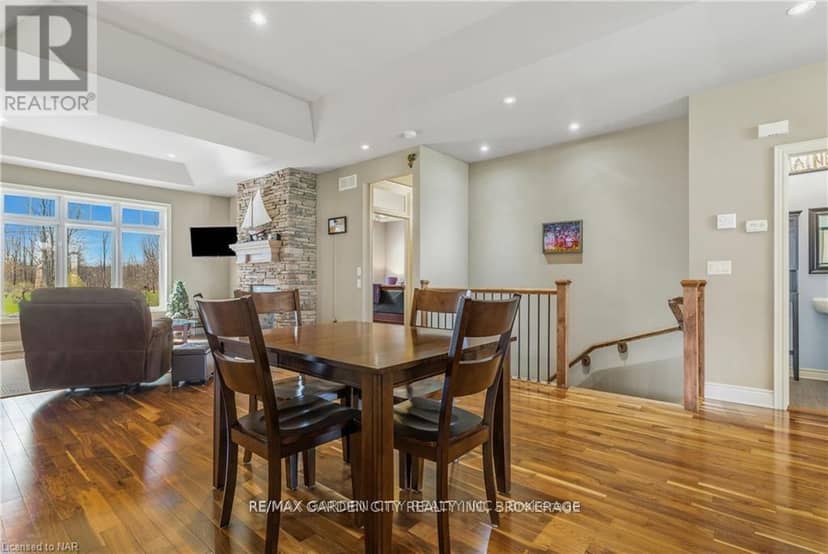 3089 Niagara River Parkway — photo 11 of 40