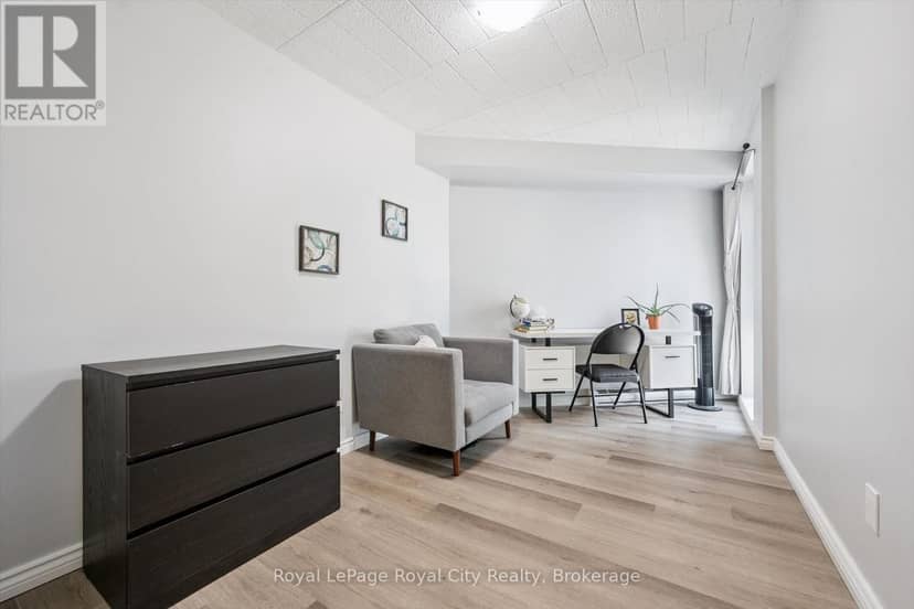 410 - 105 Conroy Crescent — photo 23 of 33