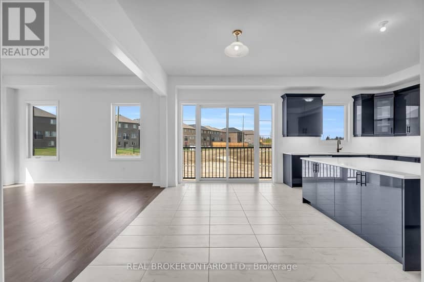 430 Vandusen Avenue — photo 16 of 40