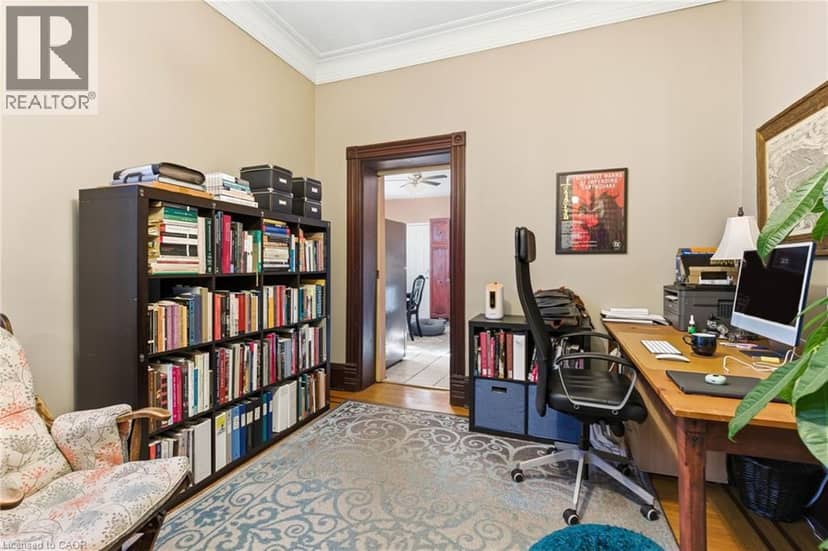 30 ONTARIO Avenue — photo 10 of 40