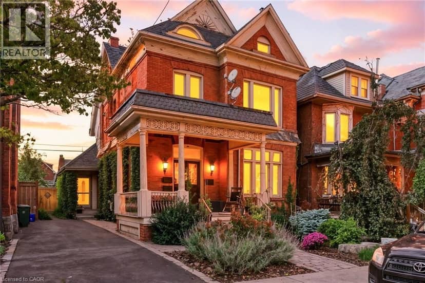 30 ONTARIO Avenue — photo 1 of 40