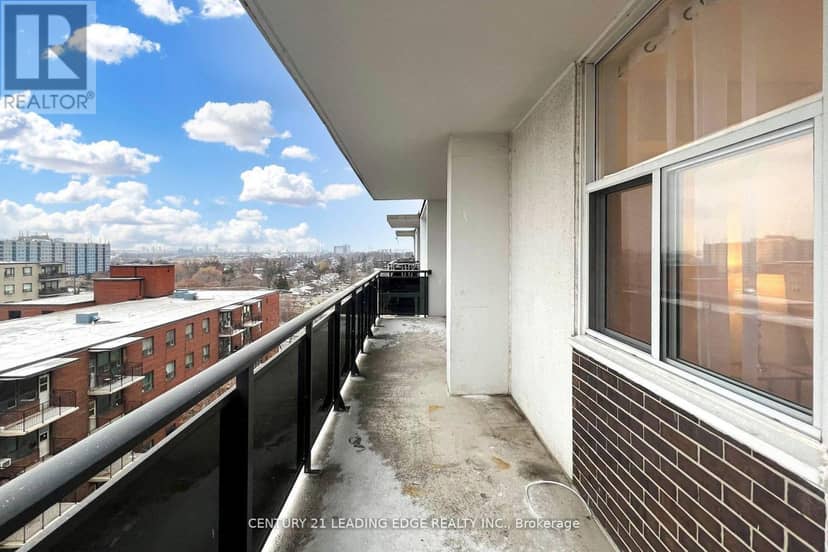 1005 - 2245 Eglinton Avenue E — photo 36 of 40
