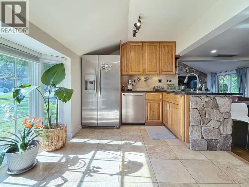 12239 SKILLEN STREET, Maple Ridge, photo 4