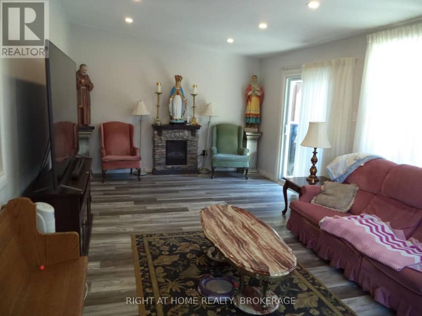 18 Almond Street — photo 18 of 31