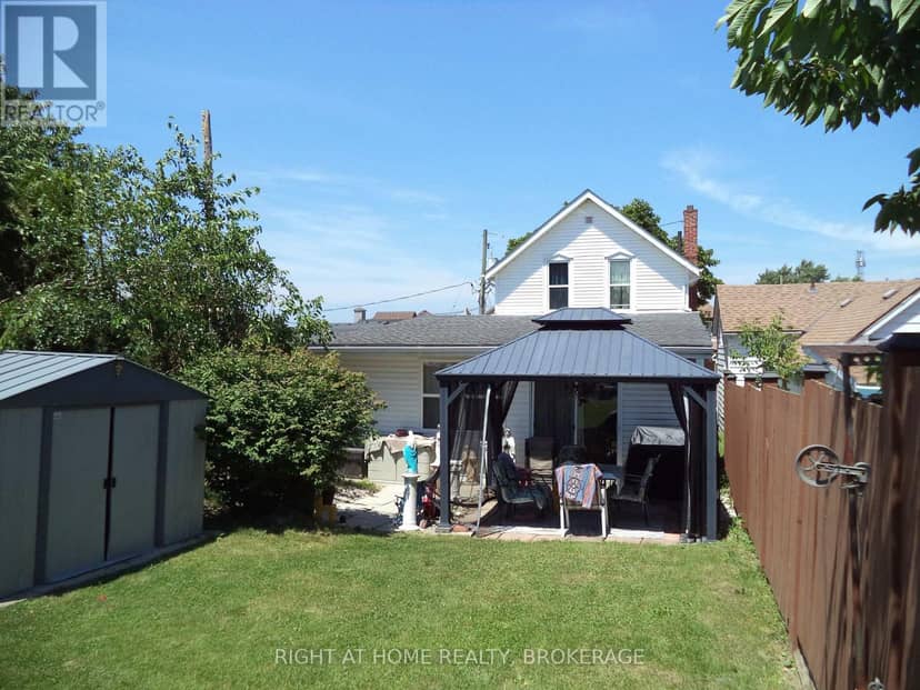 18 Almond Street — photo 7 of 31