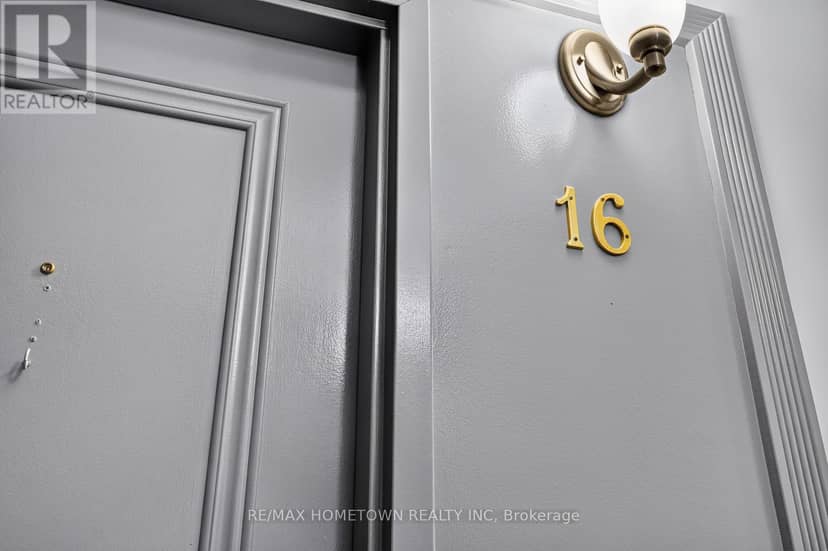 16 - 14 Charlotte Place — photo 3 of 23