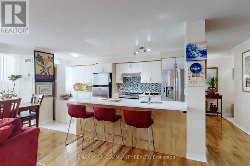 607 - 503 Beecroft Road — photo 11 of 40