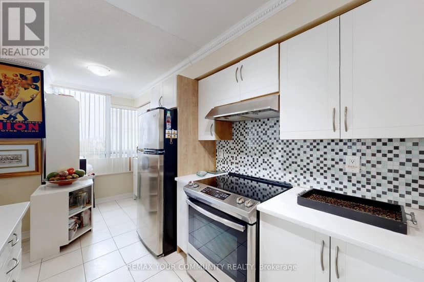 607 - 503 Beecroft Road — photo 15 of 40