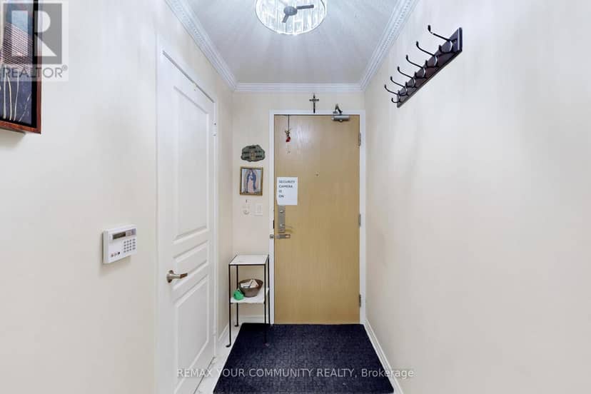 607 - 503 Beecroft Road — photo 34 of 40