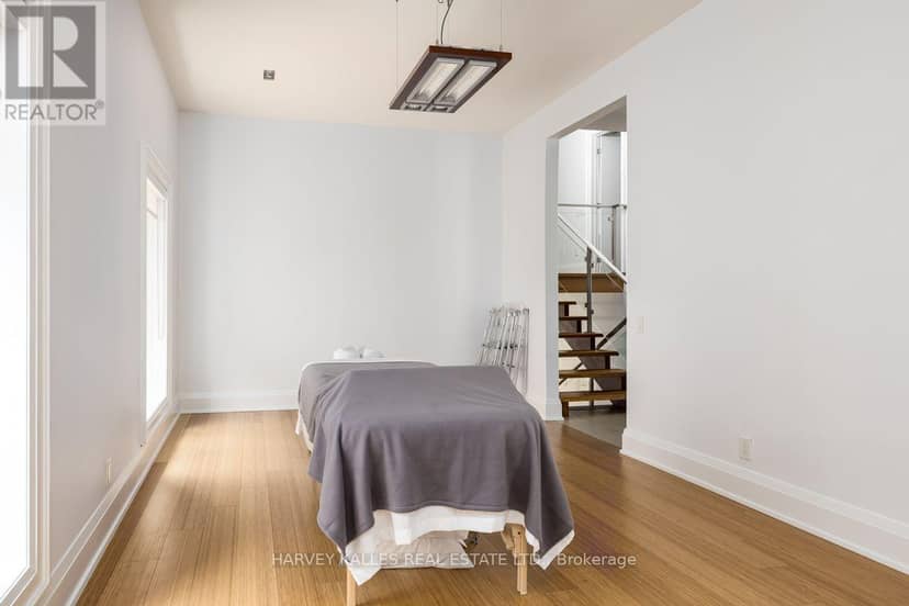 562 Bedford Park Avenue — photo 10 of 40