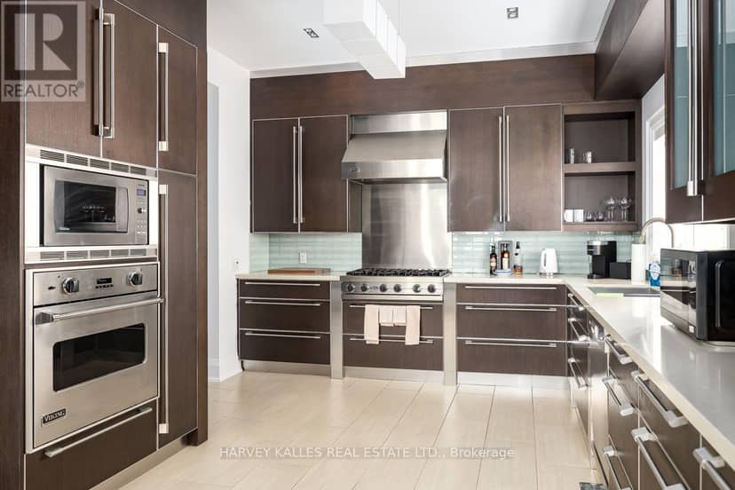 562 Bedford Park Avenue — photo 8 of 40
