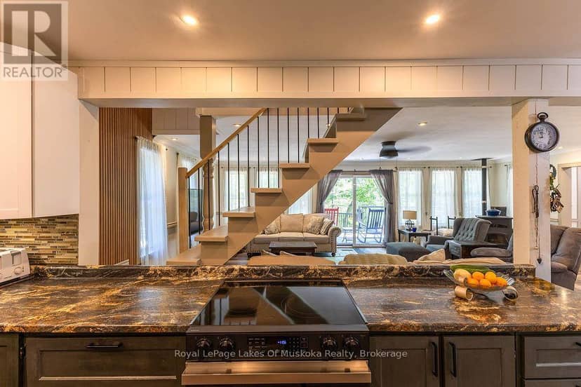 1075 Leonard Lake 2 Road, Muskoka Lakes, photo 8