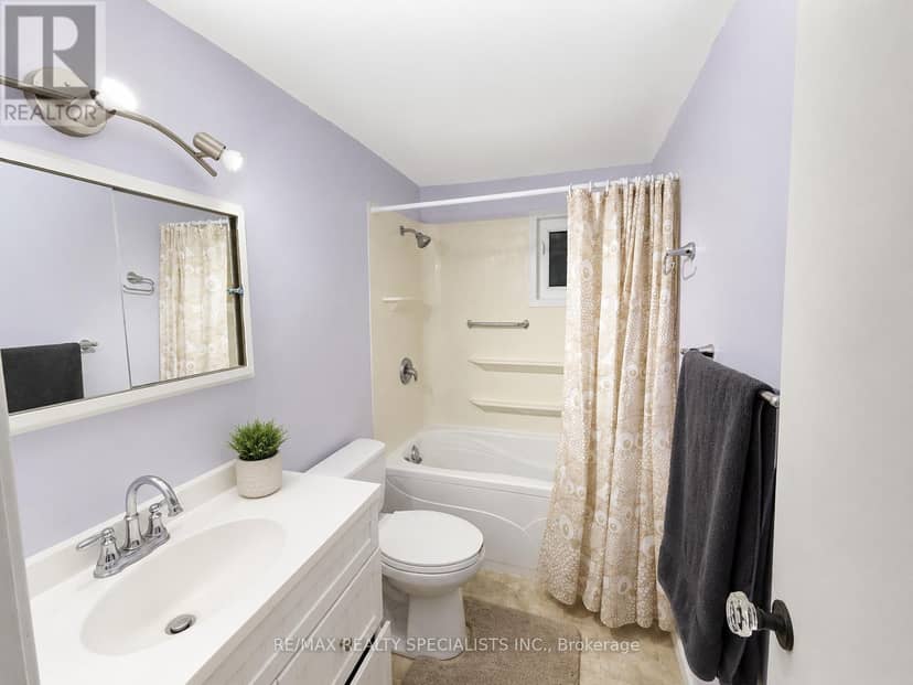 24 Stewart Avenue — photo 7 of 12