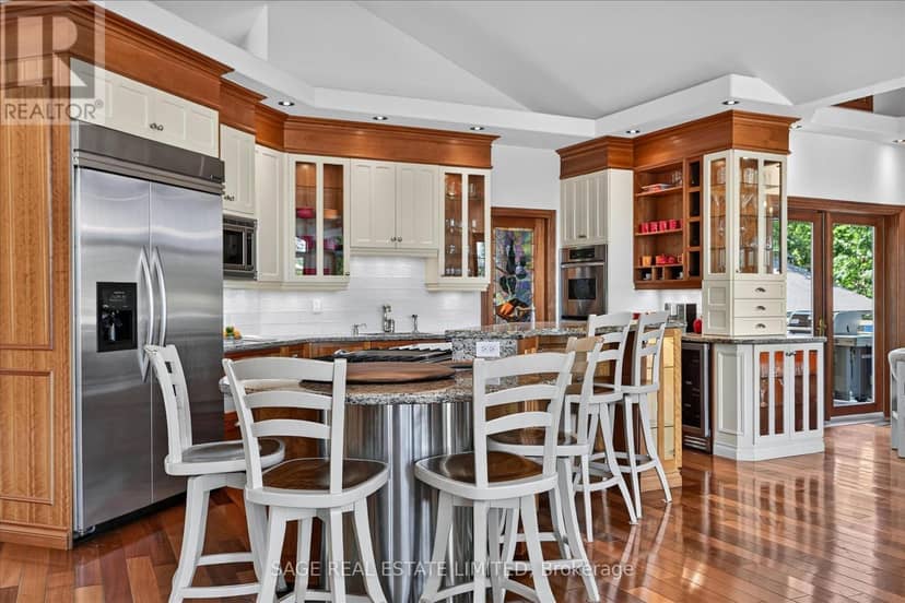 78 Boyd Street — photo 10 of 40
