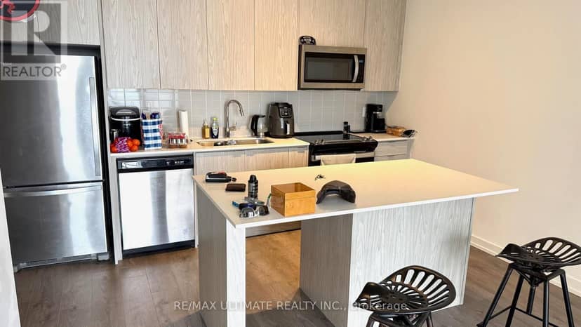 318 - 55 Duke Street W — photo 7 of 14