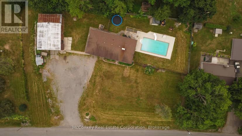129 Clifford Road — photo 6 of 40