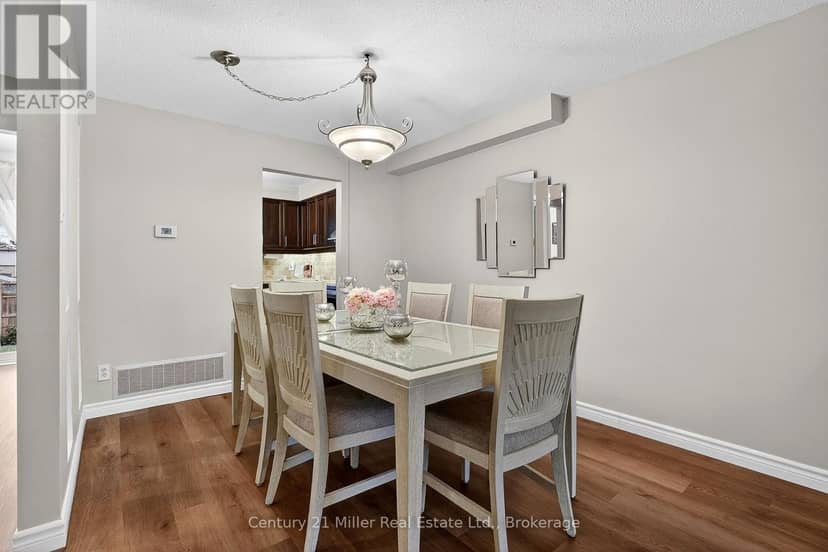 2451 Malcolm Crescent — photo 7 of 33