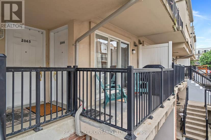 2066 - 3047 Finch Avenue W — photo 3 of 22