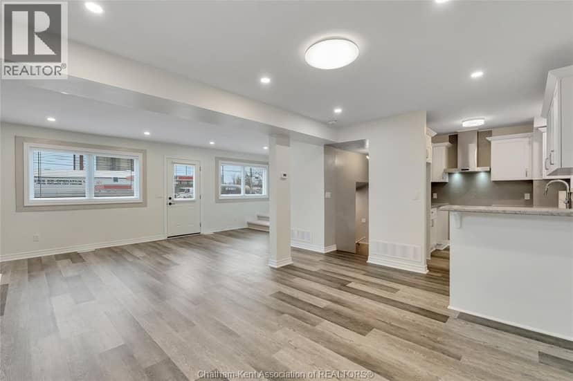248 PARK AVENUE East — photo 3 of 40