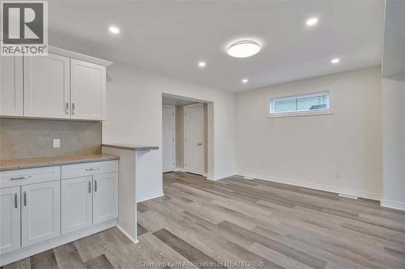 248 PARK AVENUE East — photo 4 of 40