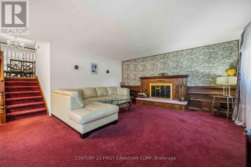 184 Durand Street — photo 15 of 32