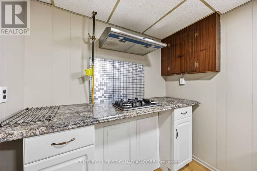 184 Durand Street — photo 24 of 32