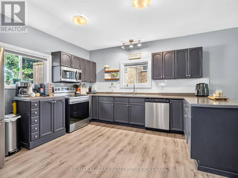 31 Murray Street — photo 9 of 35