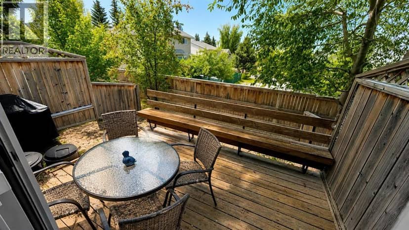 12 Shawbrooke Court SW, Calgary, photo 8