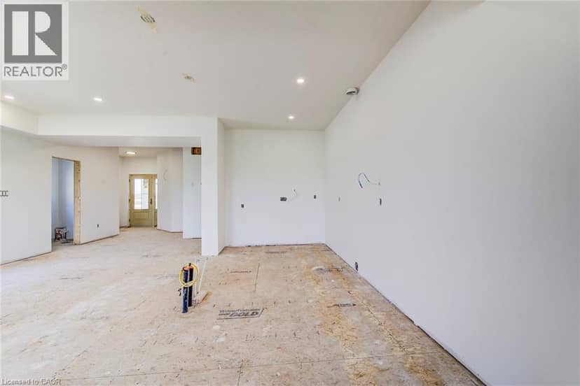 114 BEDELL Drive — photo 15 of 40