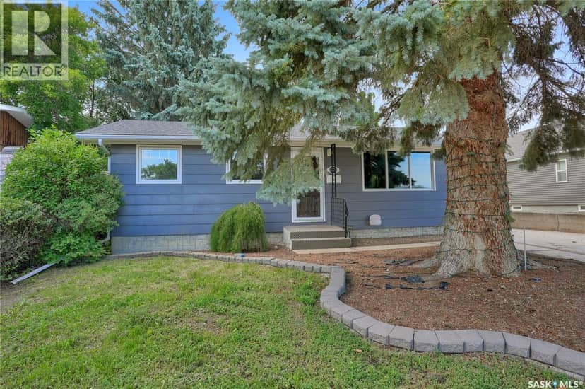 1228 Athabasca STREET W, Moose Jaw, photo 3