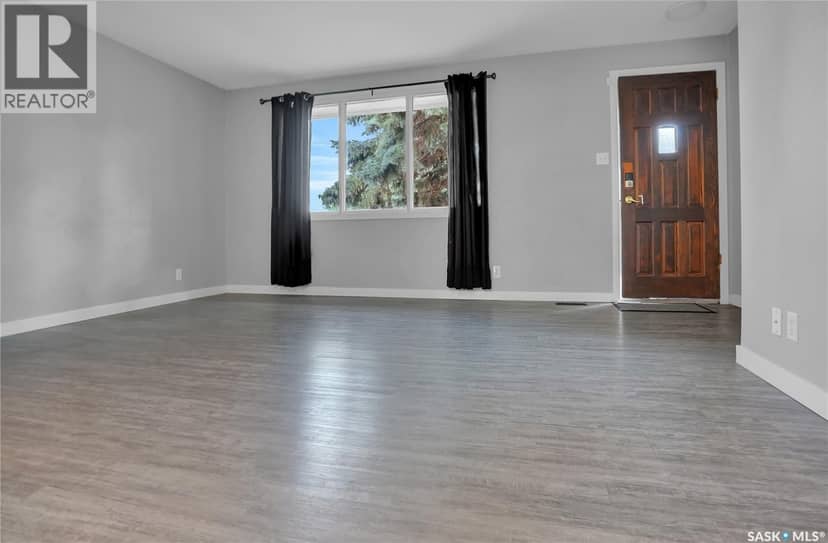 1228 Athabasca STREET W, Moose Jaw, photo 4