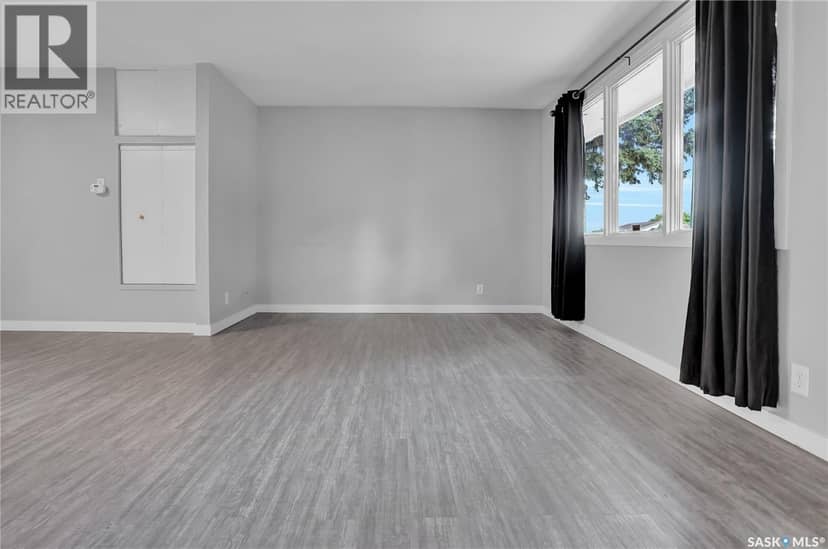 1228 Athabasca STREET W, Moose Jaw, photo 7
