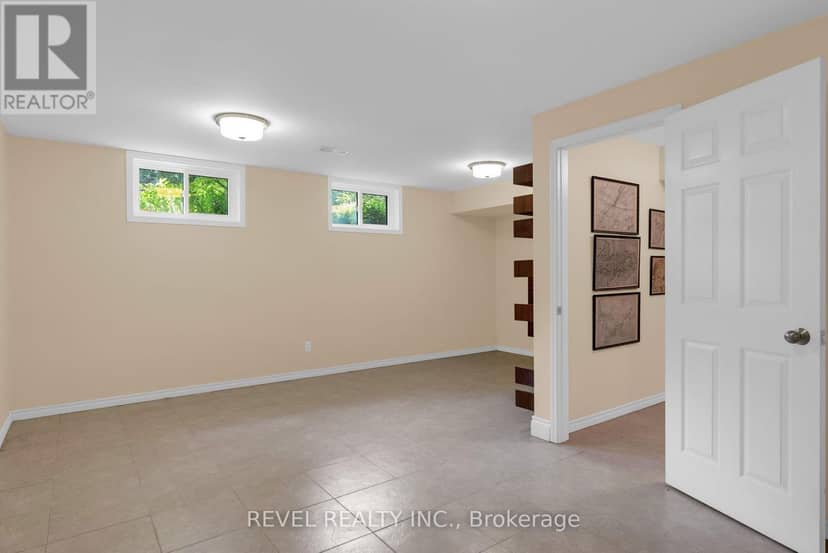 153 Bayshore Drive — photo 27 of 40