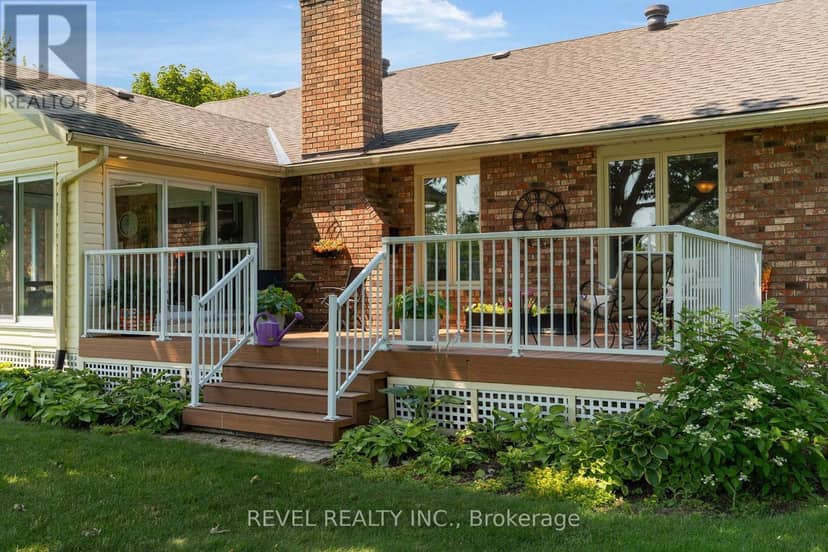 153 Bayshore Drive — photo 38 of 40
