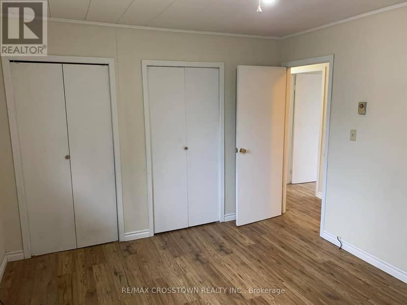 4716 Penetanguishene Road — photo 13 of 37
