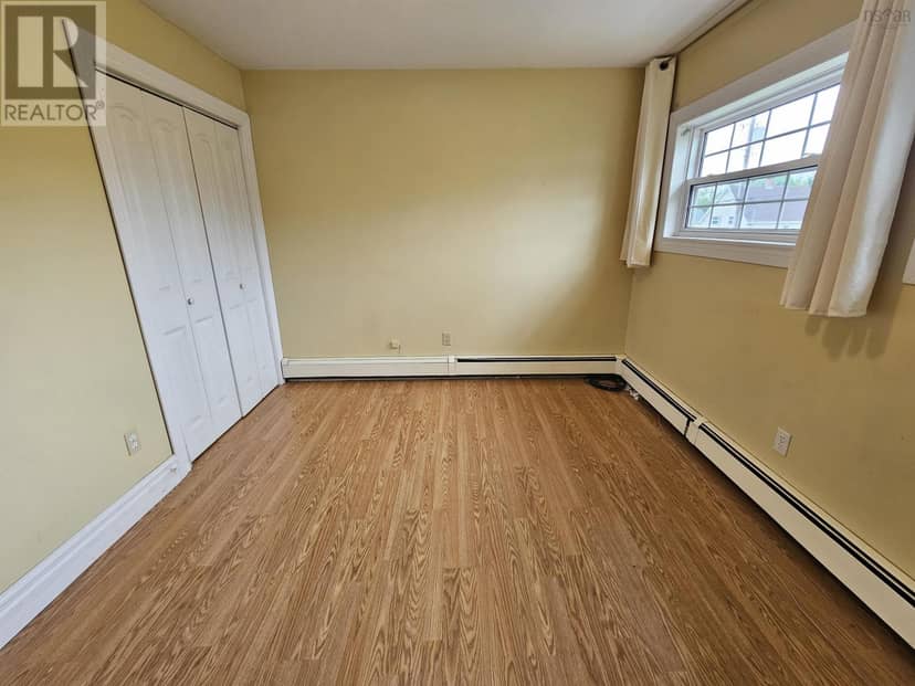 49 Hill Street — photo 24 of 39