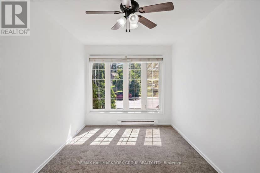 948 Lake Drive E — photo 14 of 40