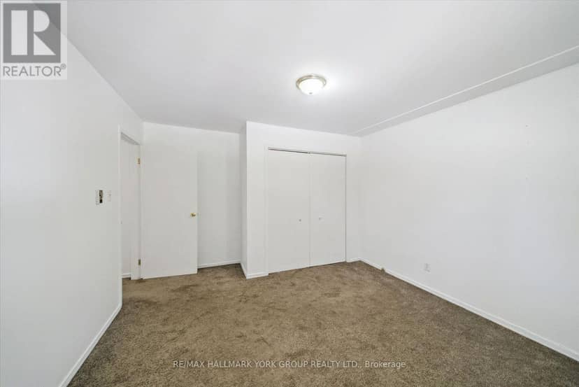 948 Lake Drive E — photo 22 of 40